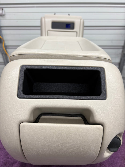 '99-'02 Rear Radio Cubby