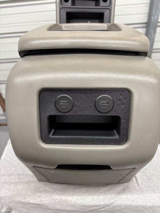 '03-'07 Rear Charger/Cubby Panel